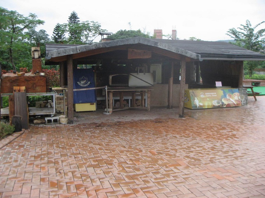 Wood-fired Oven