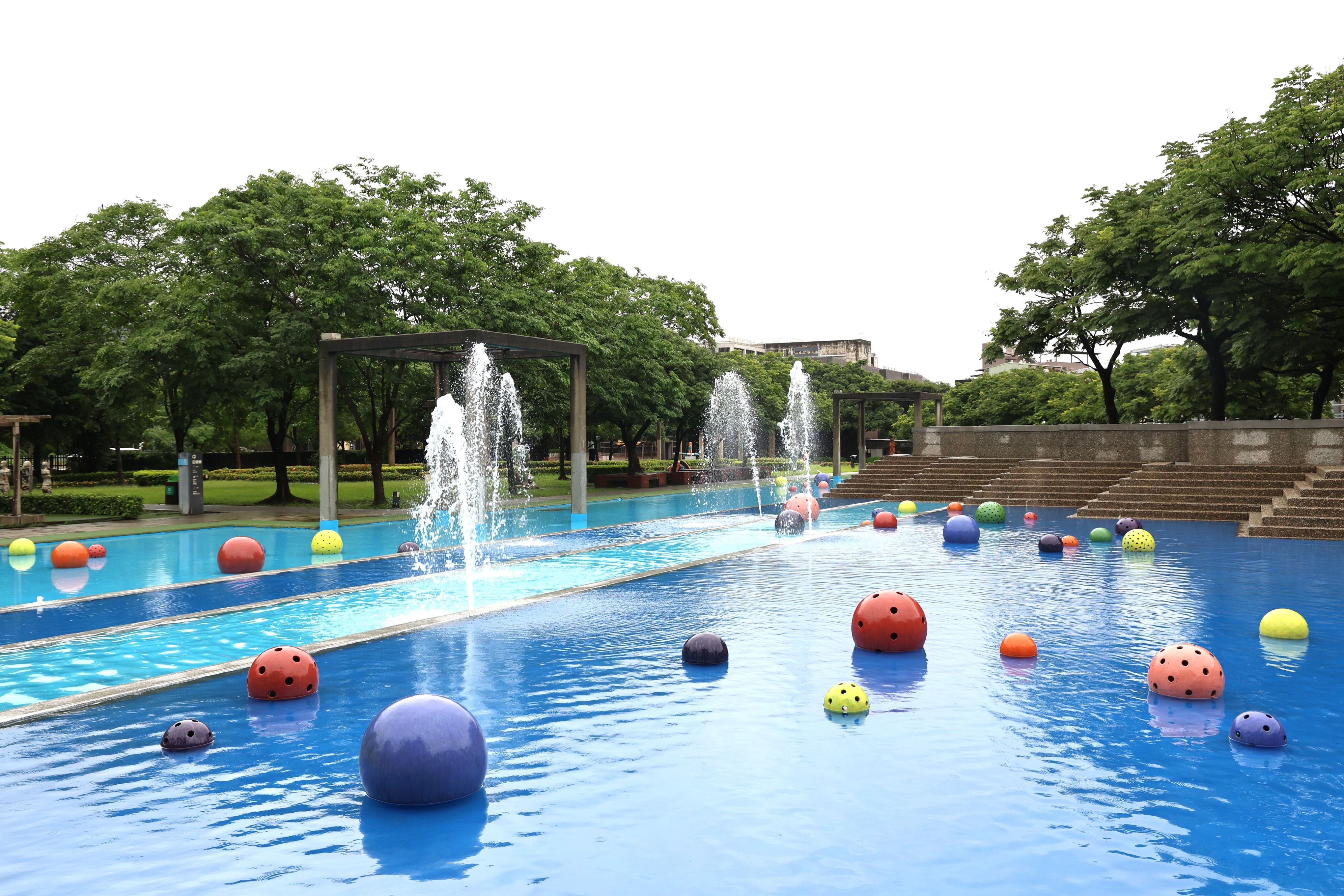「陶博館水廣場戲水池」將於6月17日起至8月30日開放。